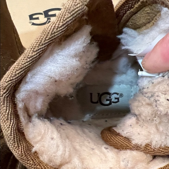 UGG Tan Kids Boots Size 10 - Picture 5 of 7